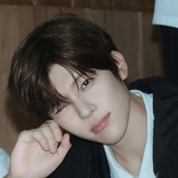 Eunseok (RIIZE)的最新活动照片