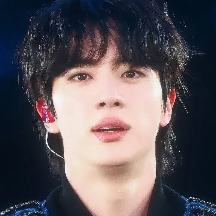 Behind-the-scenes cut of Jin (BTS)