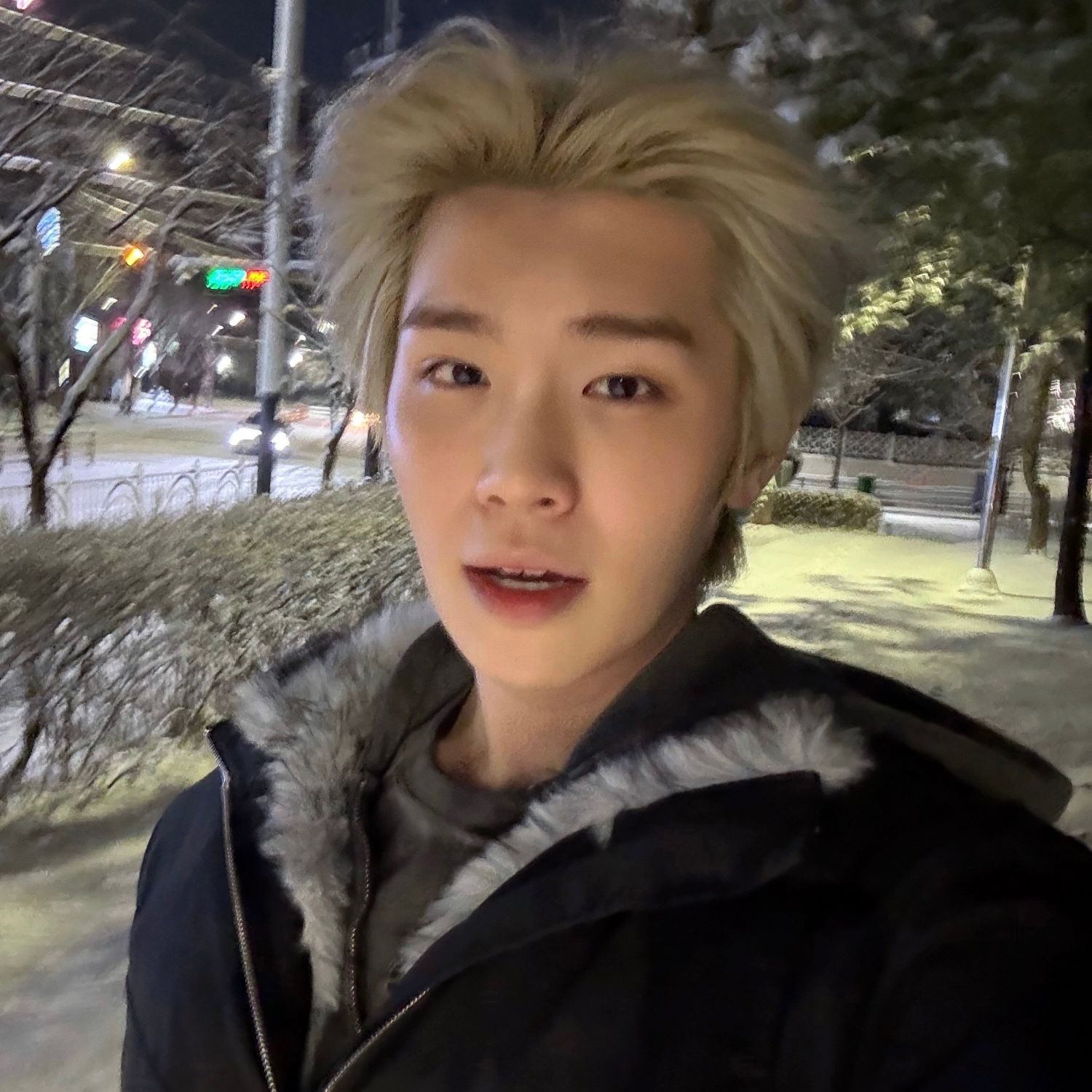 A moment captured by Kim Taerae (ZEROBASEONE)'s fan