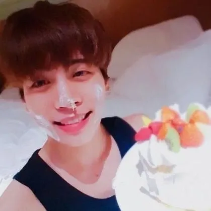 Recent activity shot of Jonghyun (SHINee)