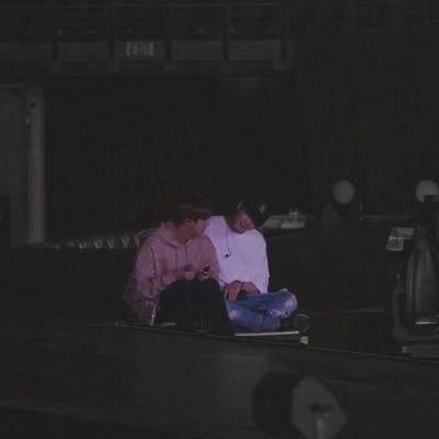 Behind-the-scenes cut of BTS