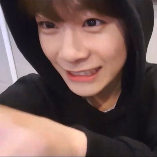 Behind-the-scenes cut of Moonbin (ASTRO)