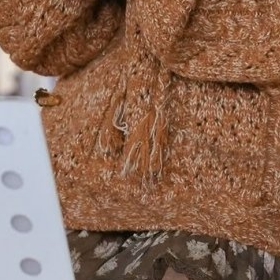 Recent activity shot of Jeong Yein (Lovelyz)