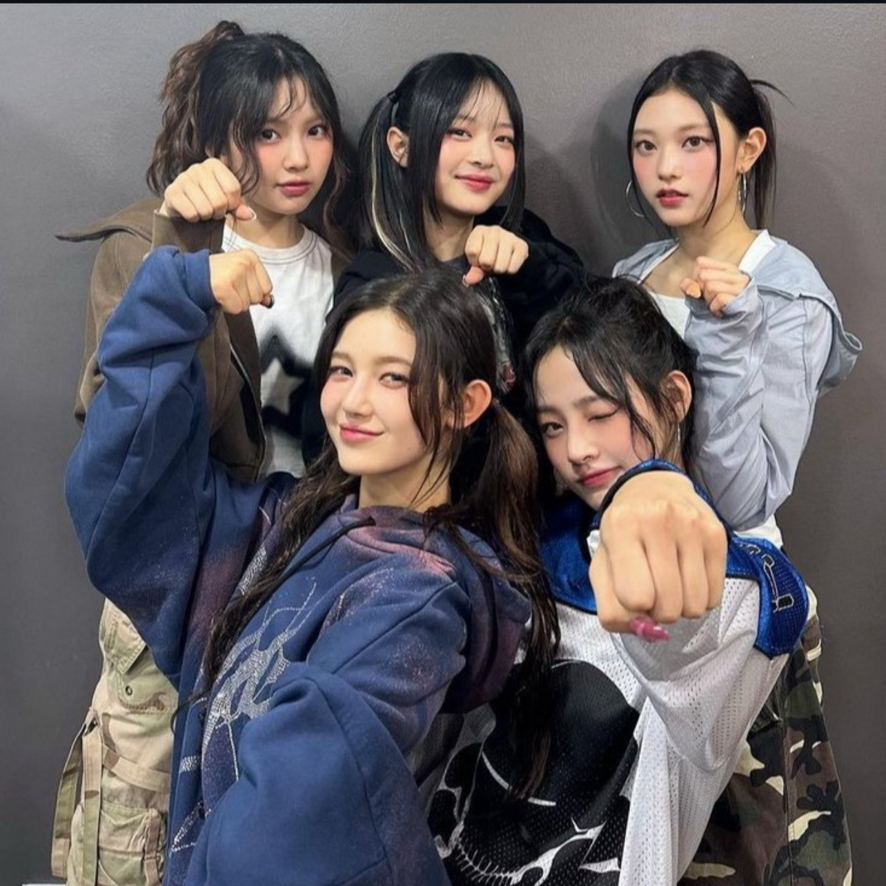 Behind-the-scenes cut of NewJeans