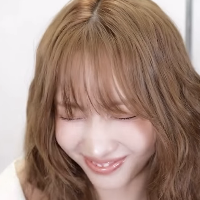 Recent activity shot of Momo (TWICE)