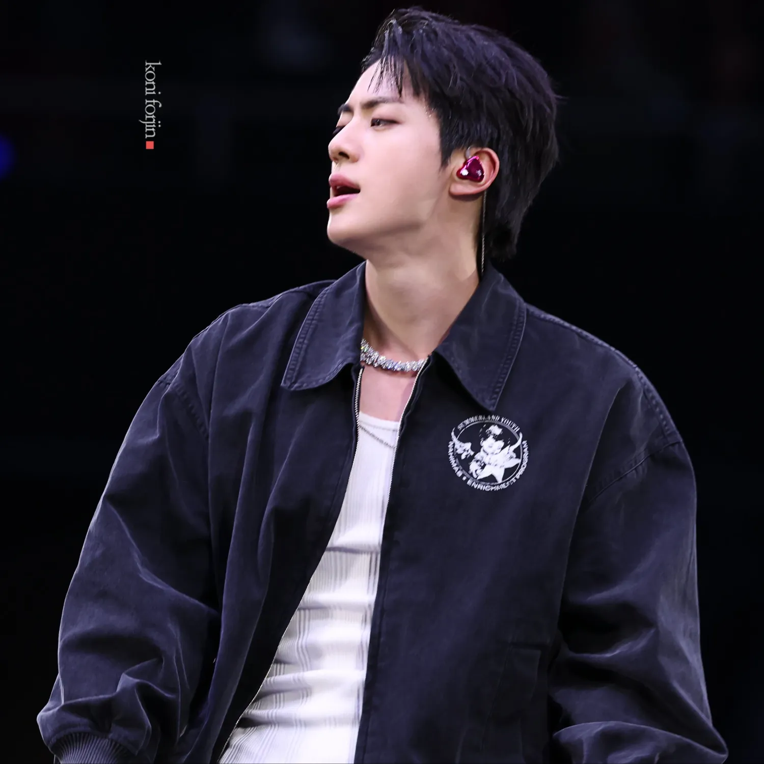 진 (방탄소년단)의 최신 사진