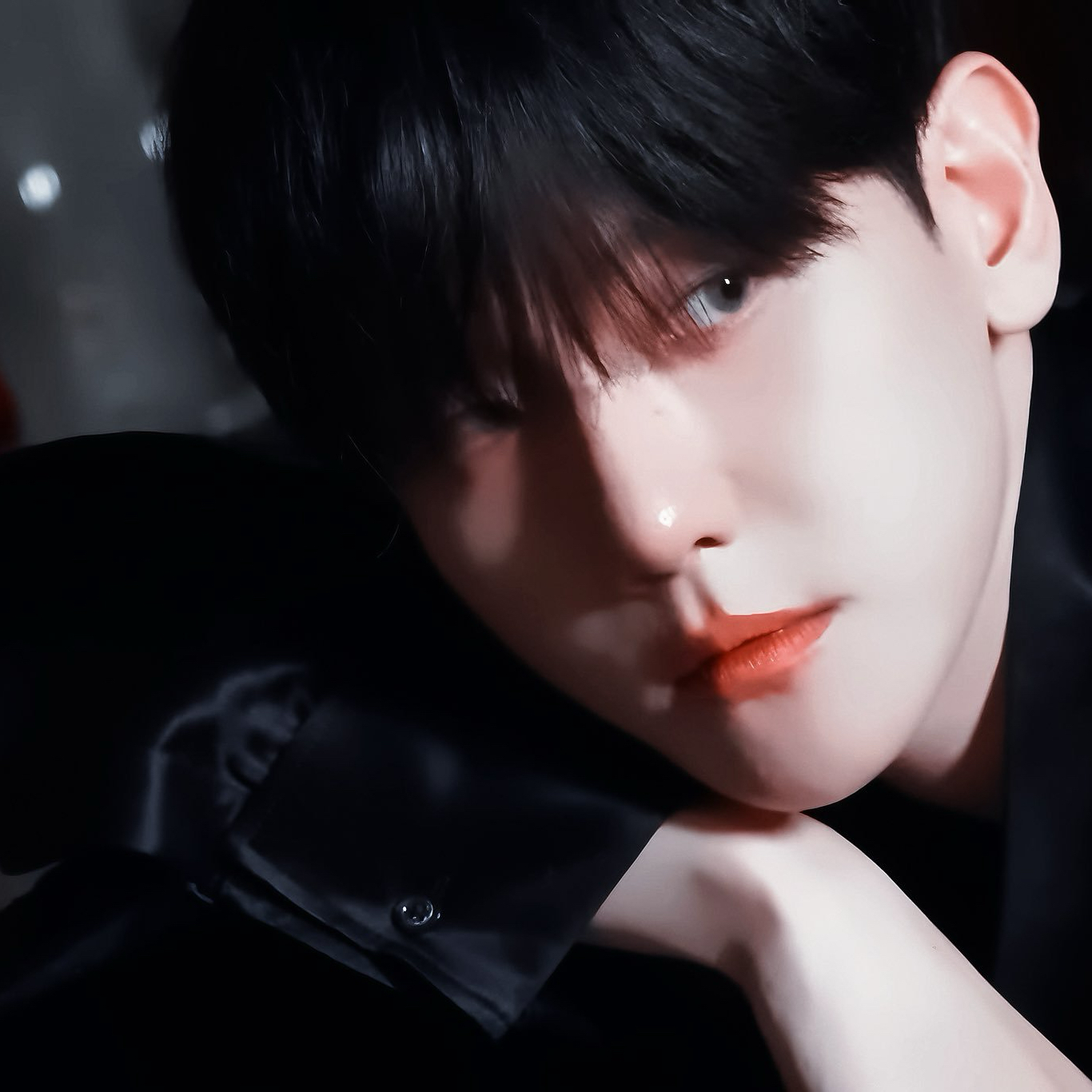 백현 (EXO)의 비하인드 컷