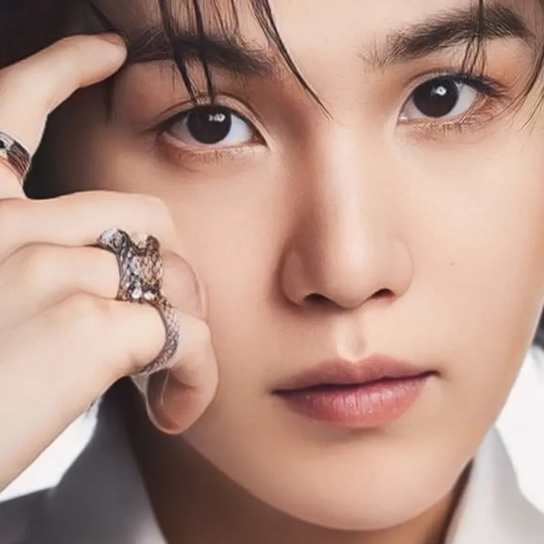 Latest photo of SUGA (BTS)