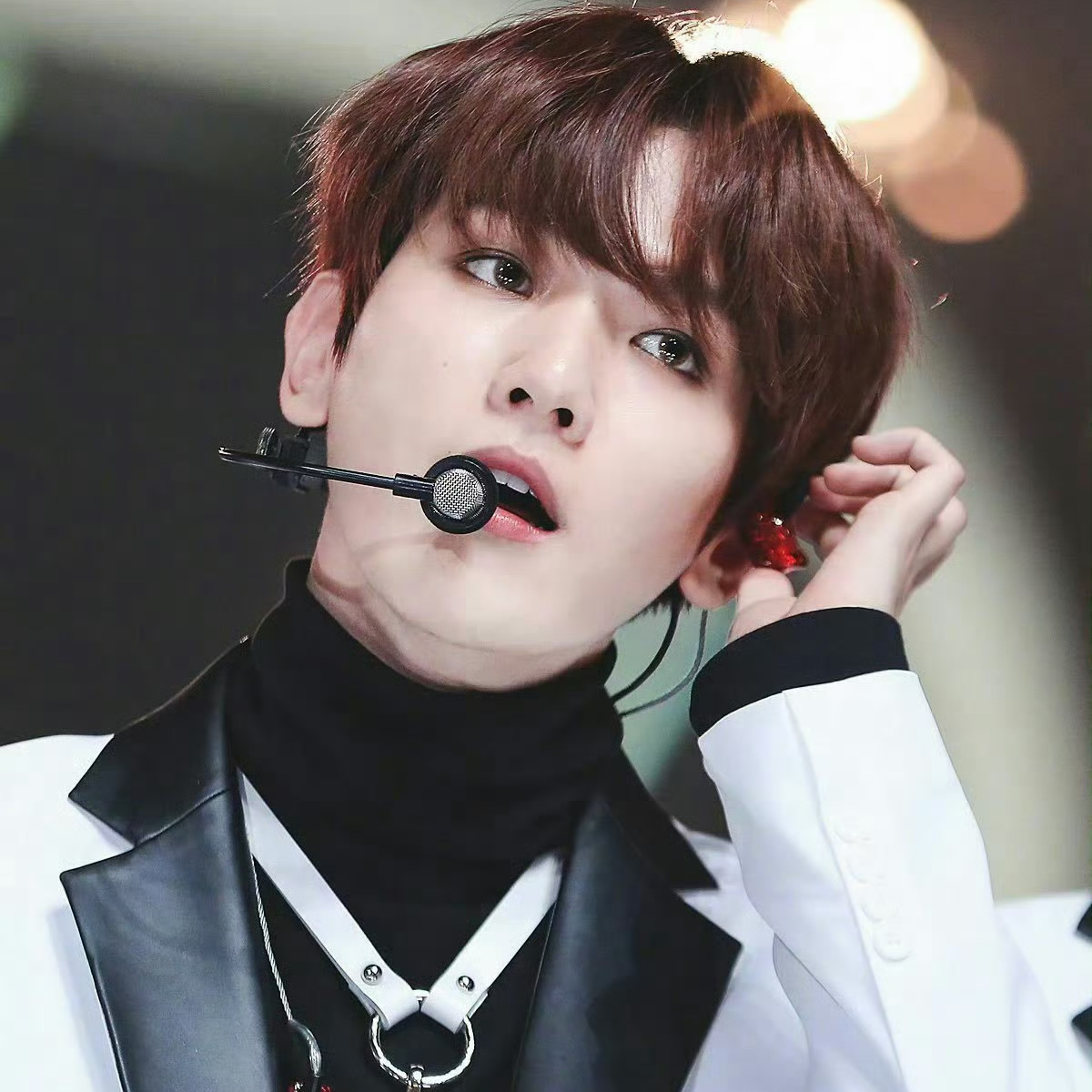 伯賢 (EXO)粉絲拍下的瞬間