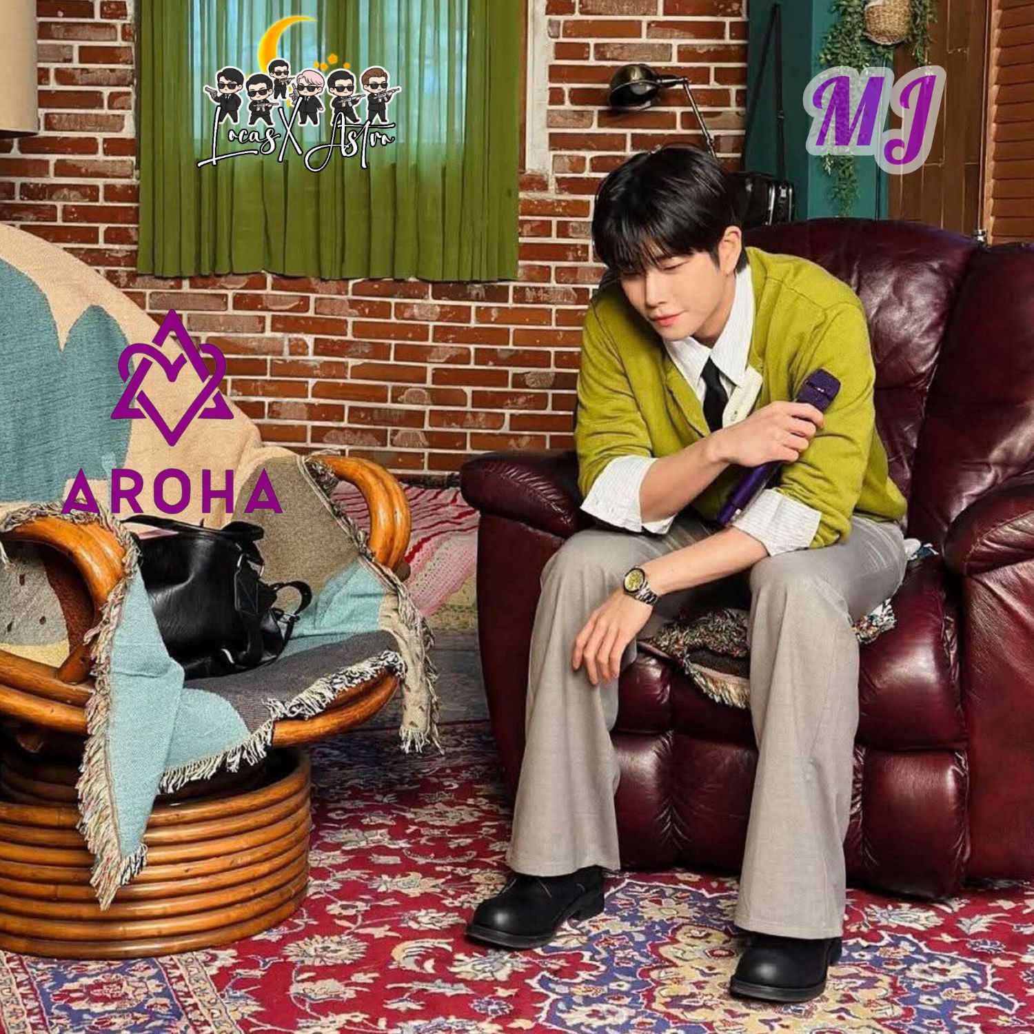 A moment captured by MJ (ASTRO)'s fan