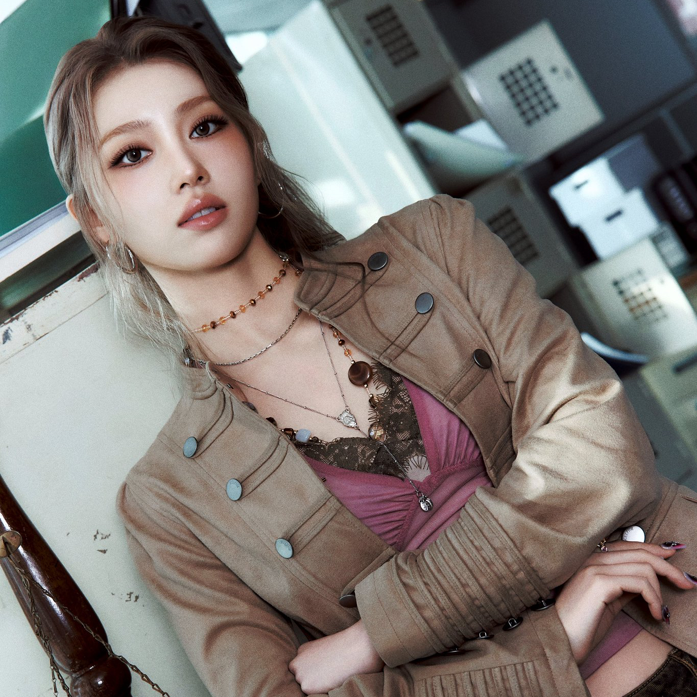 Behind-the-scenes cut of Xiao Ting (Kep1er)