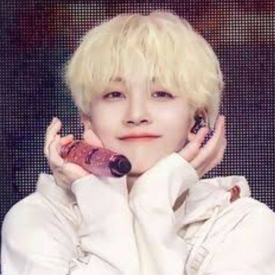Latest photo of Jeonghan (SEVENTEEN)