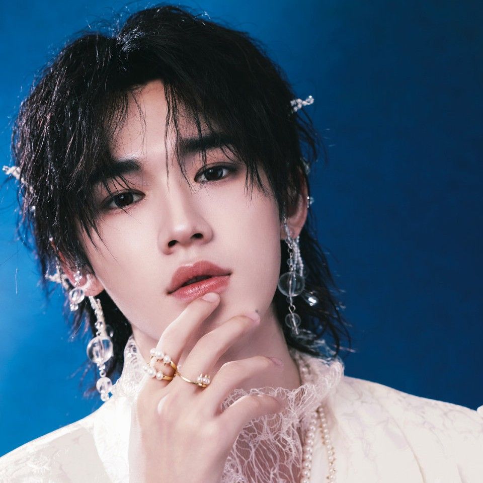 A moment captured by Song Yaxuan's fan