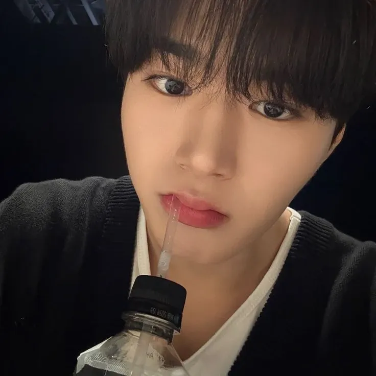 A moment captured by Kim Junseo (ALPHA DRIVE ONE)'s fan