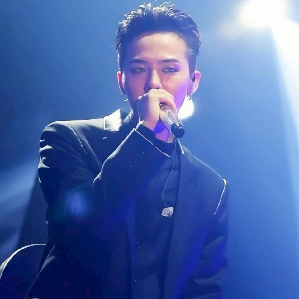 G-DRAGON (빅뱅)의 최신 사진