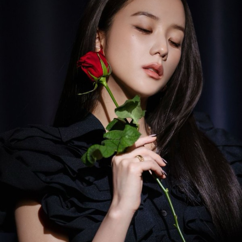 Latest photo of Jisoo (BLACKPINK)