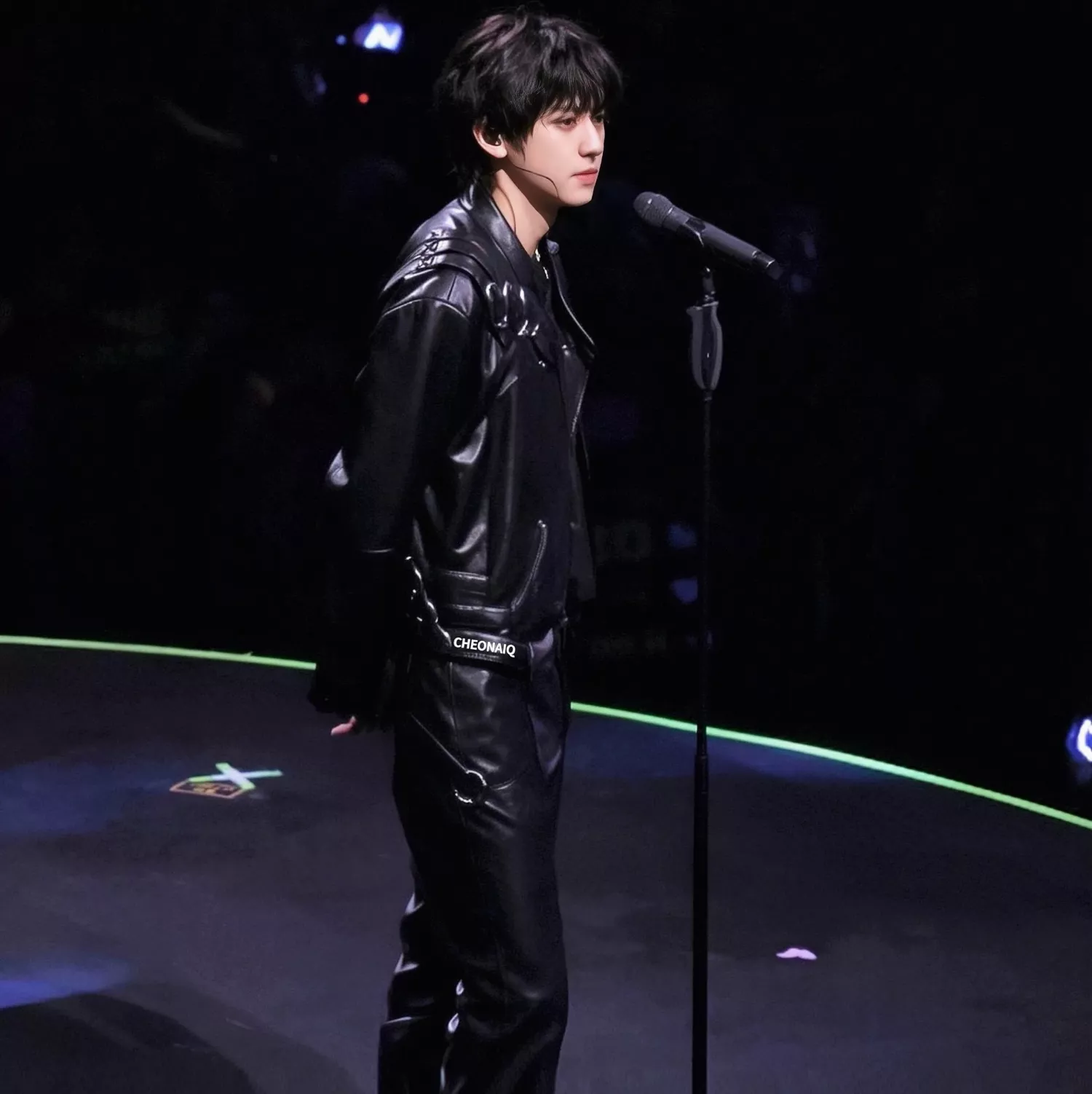 A moment captured by Chanyeol (EXO)'s fan