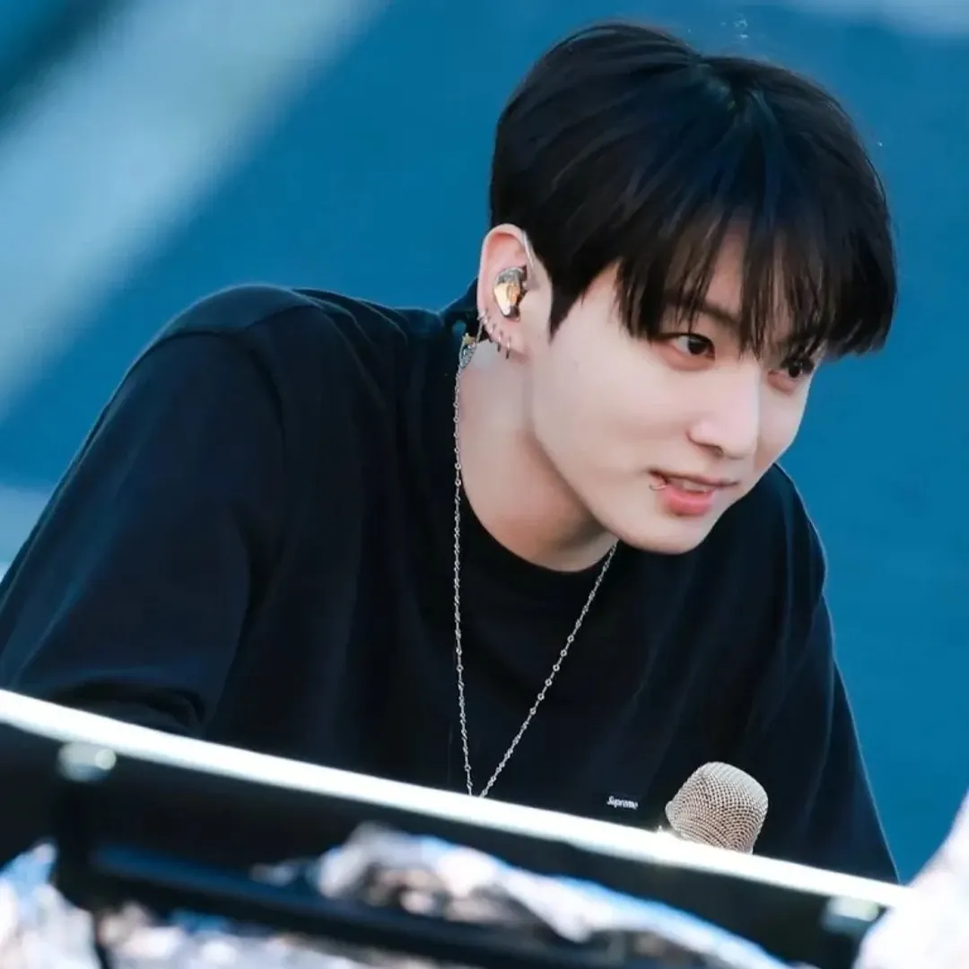 Recent activity shot of Jungkook (BTS)