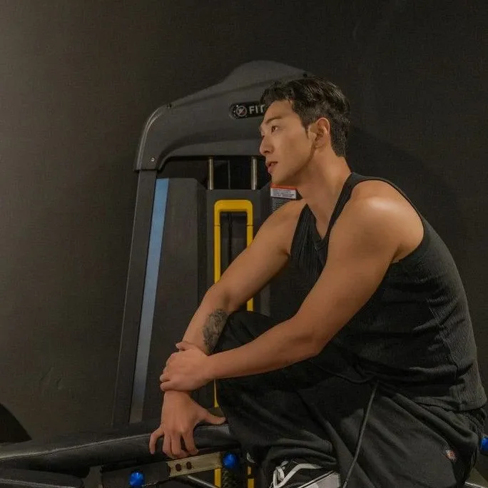 백호의 비하인드 컷