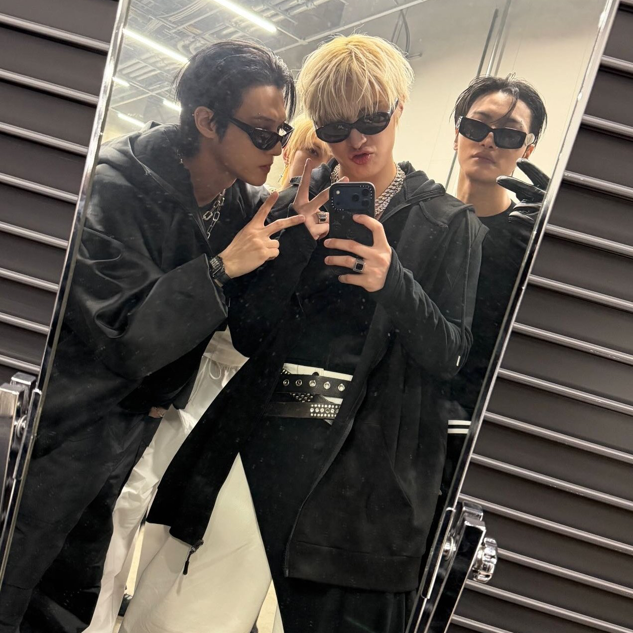 에이티즈의 비하인드 컷