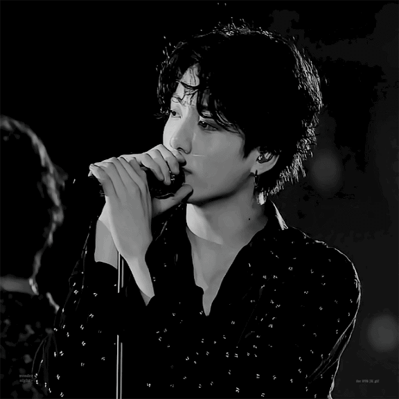 A moment captured by Jungkook (BTS)'s fan