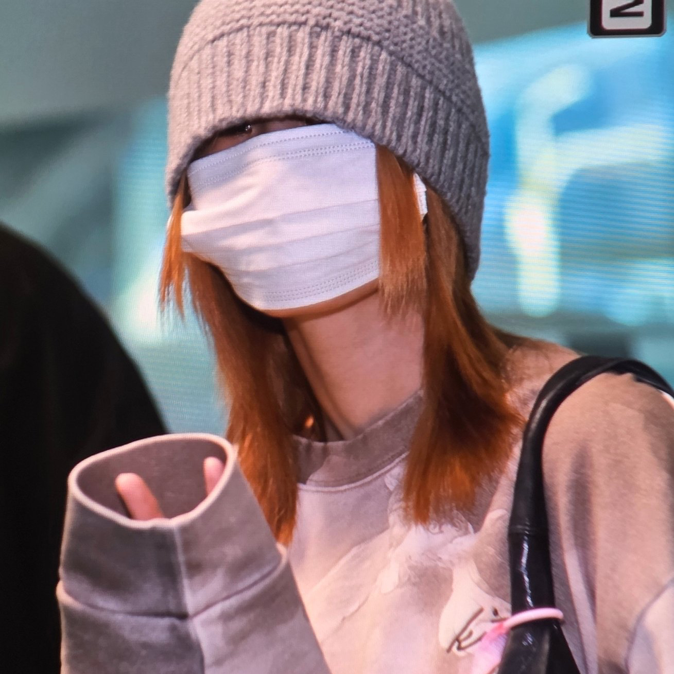 Momo (TWICE)的幕後花絮