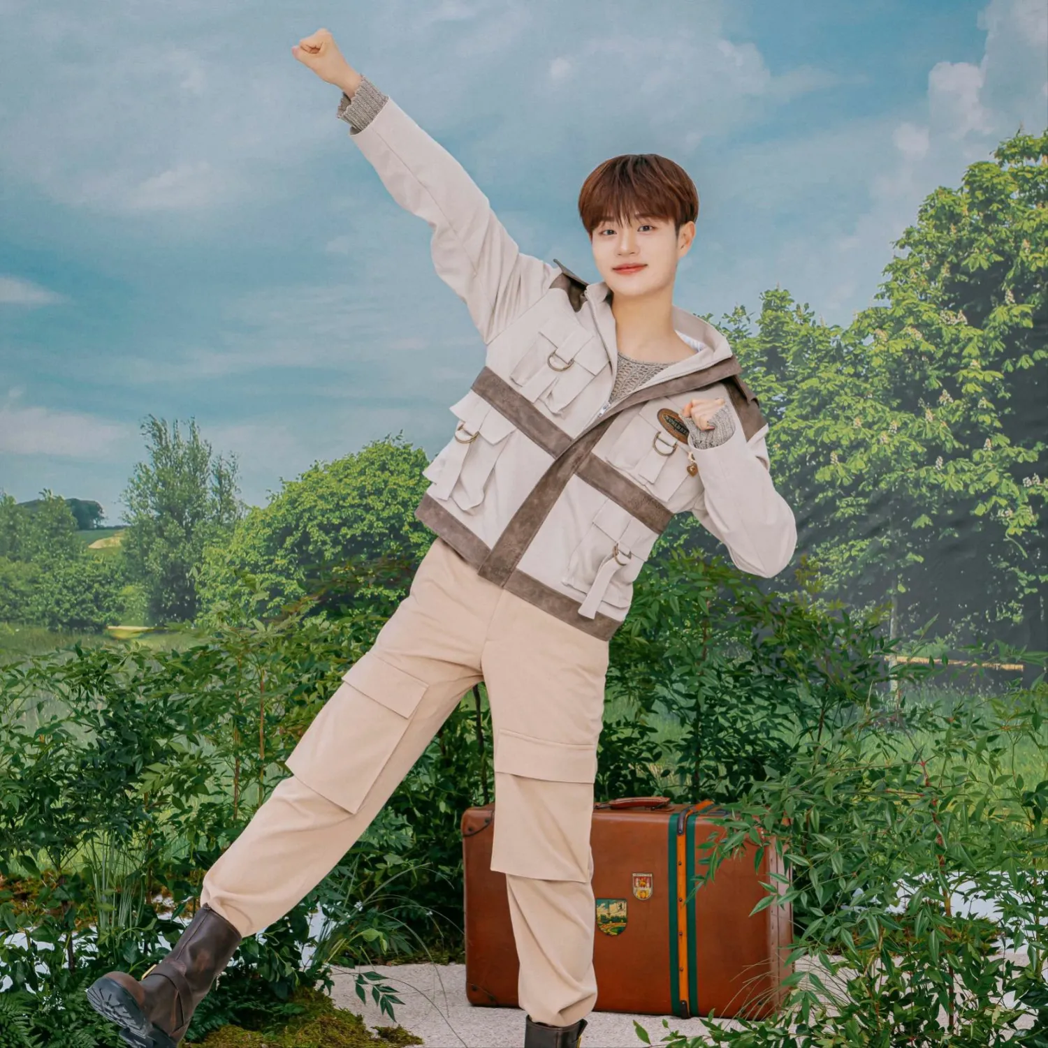 Latest photo of Lee Daehwi (AB6IX)