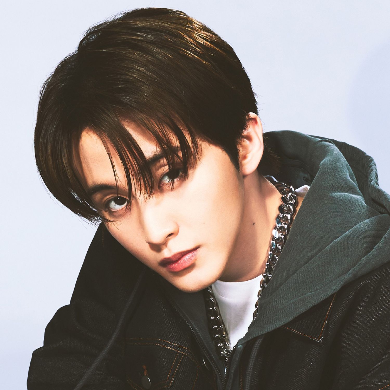 Behind-the-scenes cut of Mark (NCT 127, NCT DREAM)