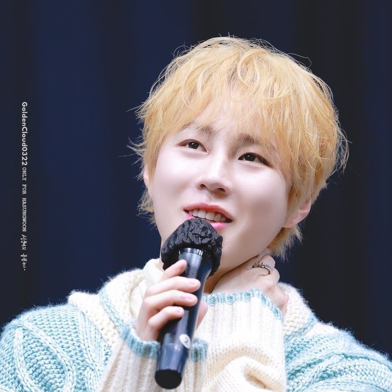 Latest photo of Ha Sungwoon