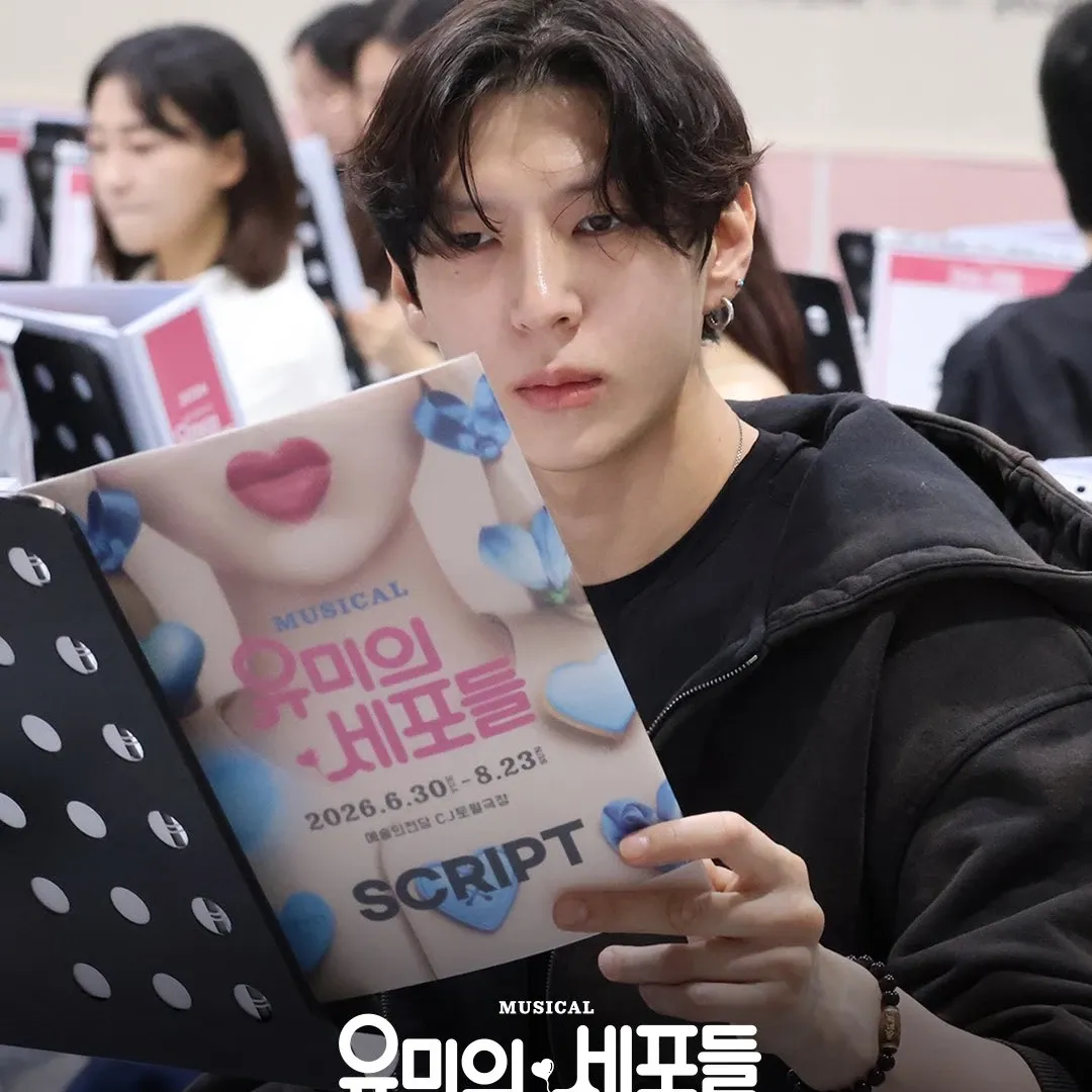 A moment captured by LEO (VIXX)'s fan