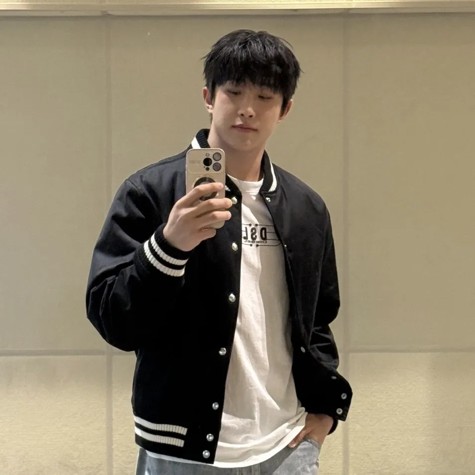 Behind-the-scenes cut of Jinjin (ASTRO)