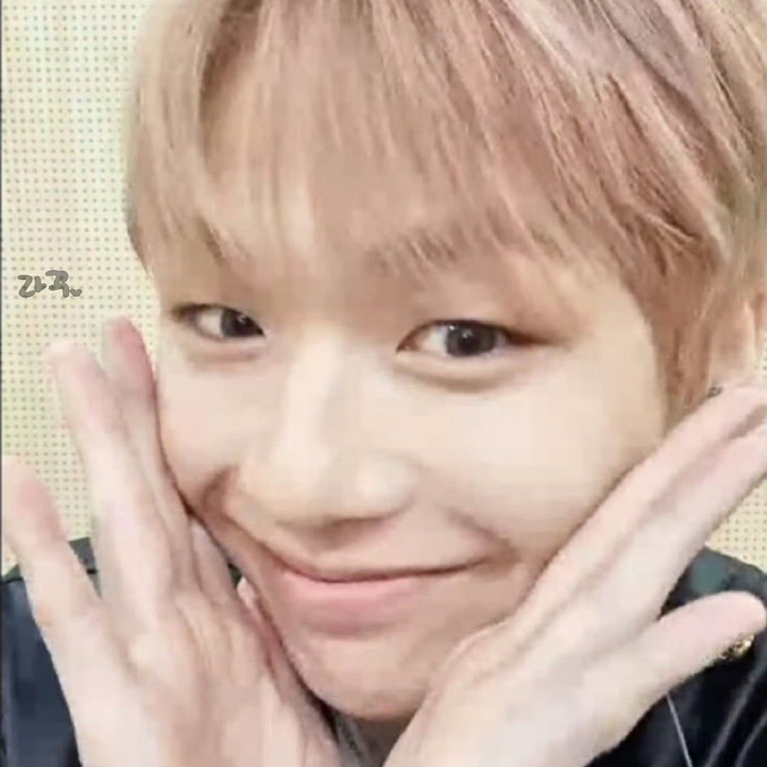 강다니엘 최근 활동샷