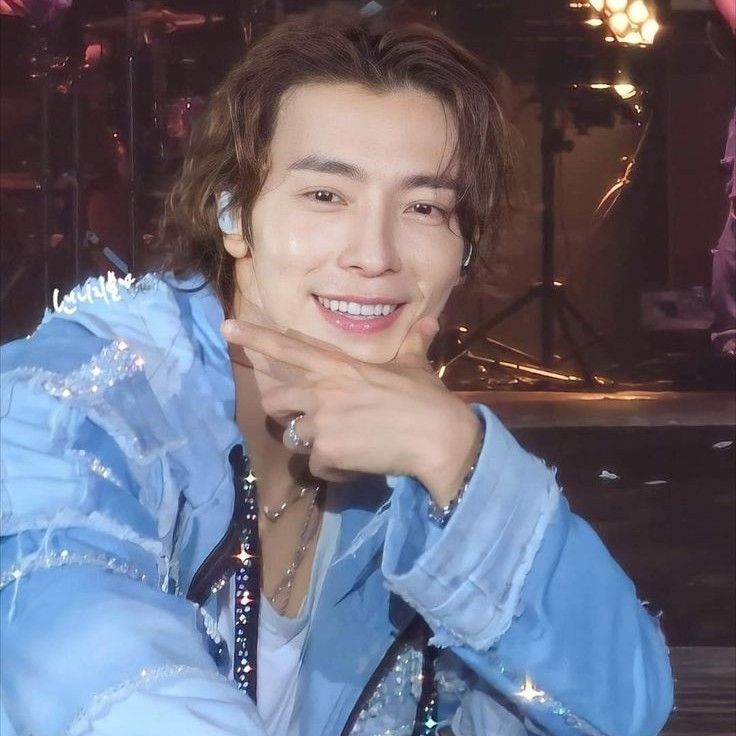 Behind-the-scenes cut of Donghae (Super Junior)