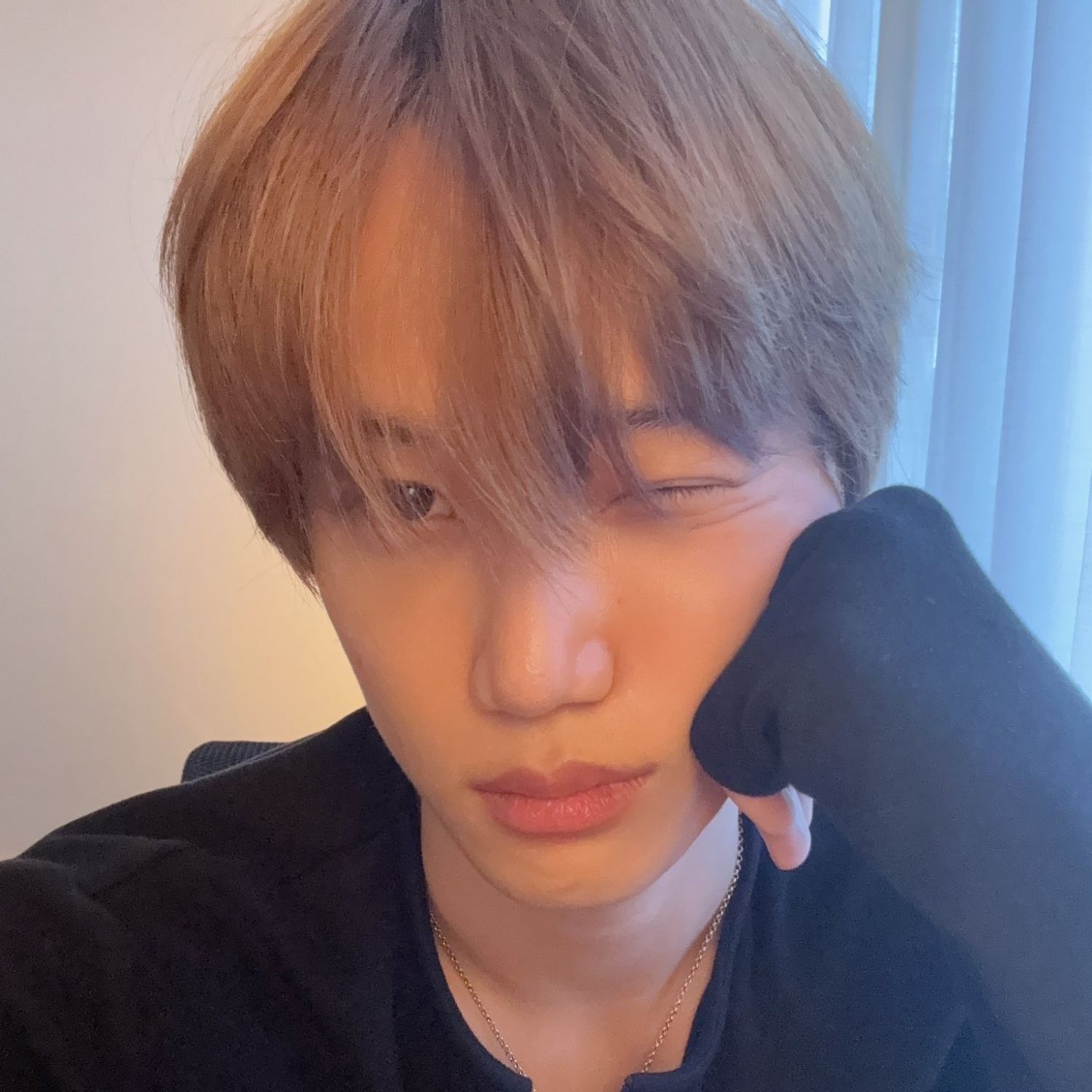 Momen yang diabadikan oleh penggemar Kai (EXO)