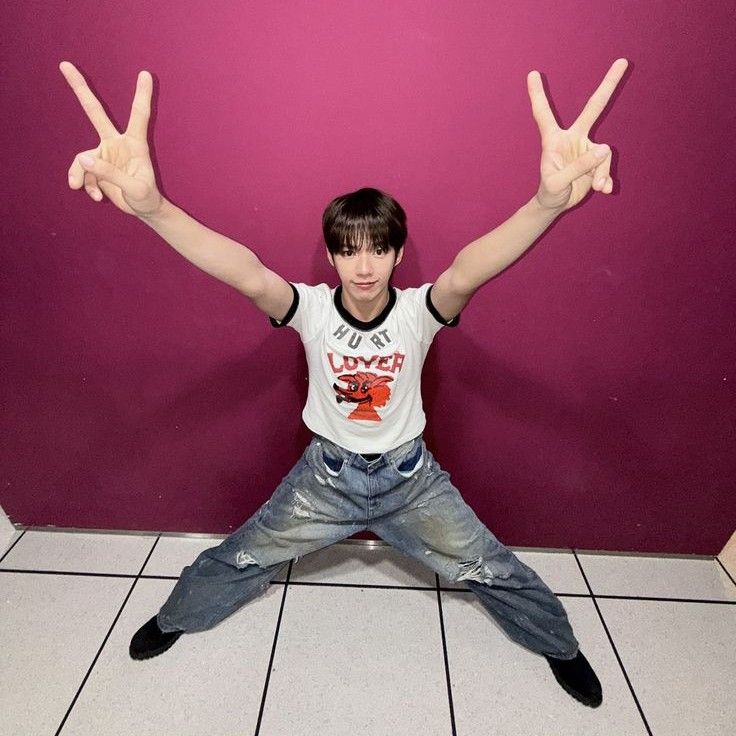 Latest photo of JL (AHOF)