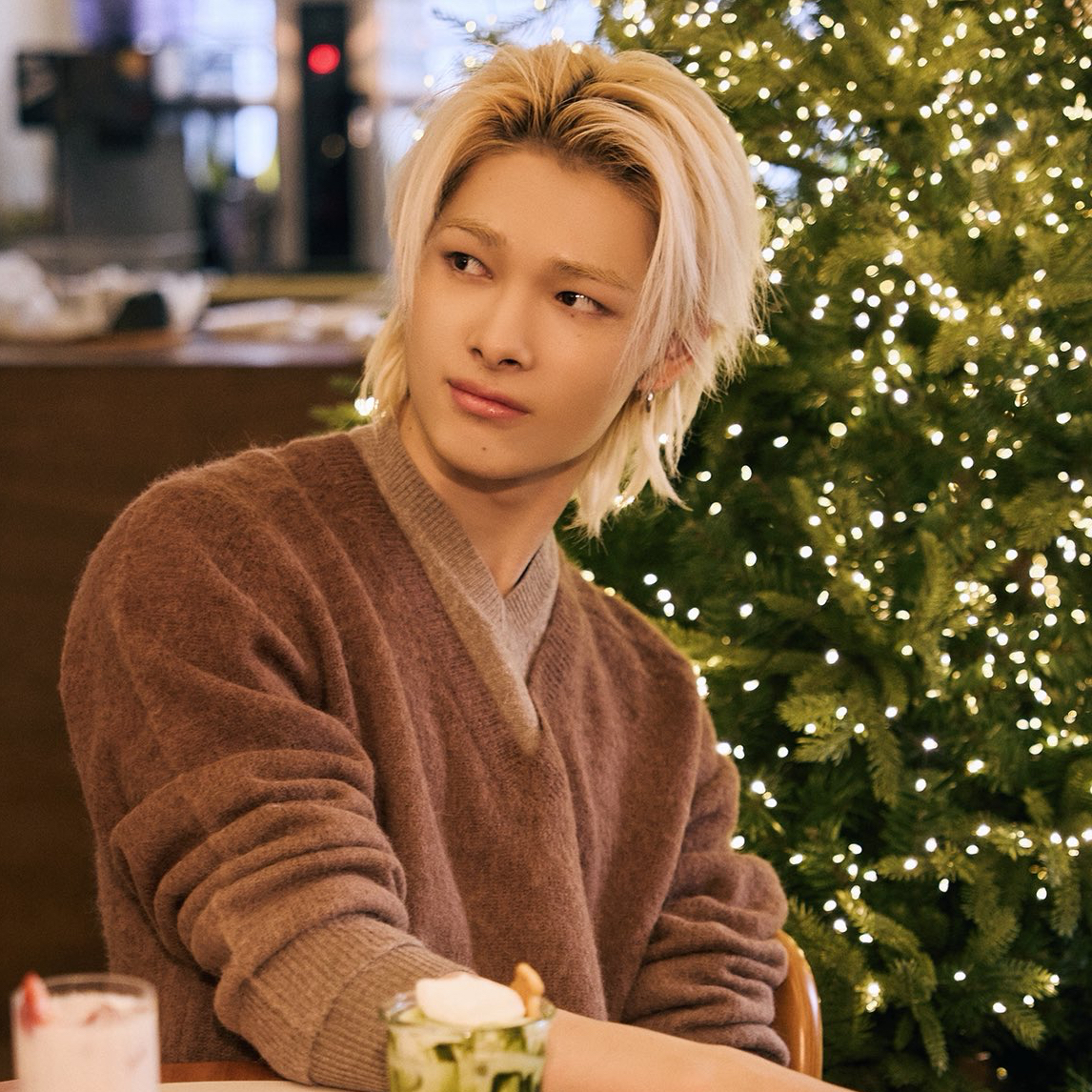 Foto aktivitas terbaru NI-KI (ENHYPEN)