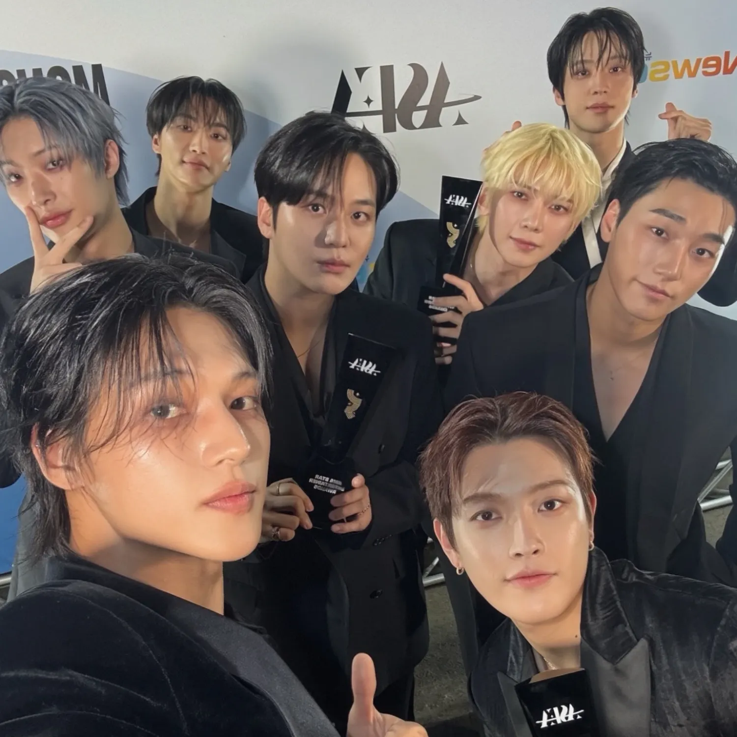 에이티즈의 최신 사진