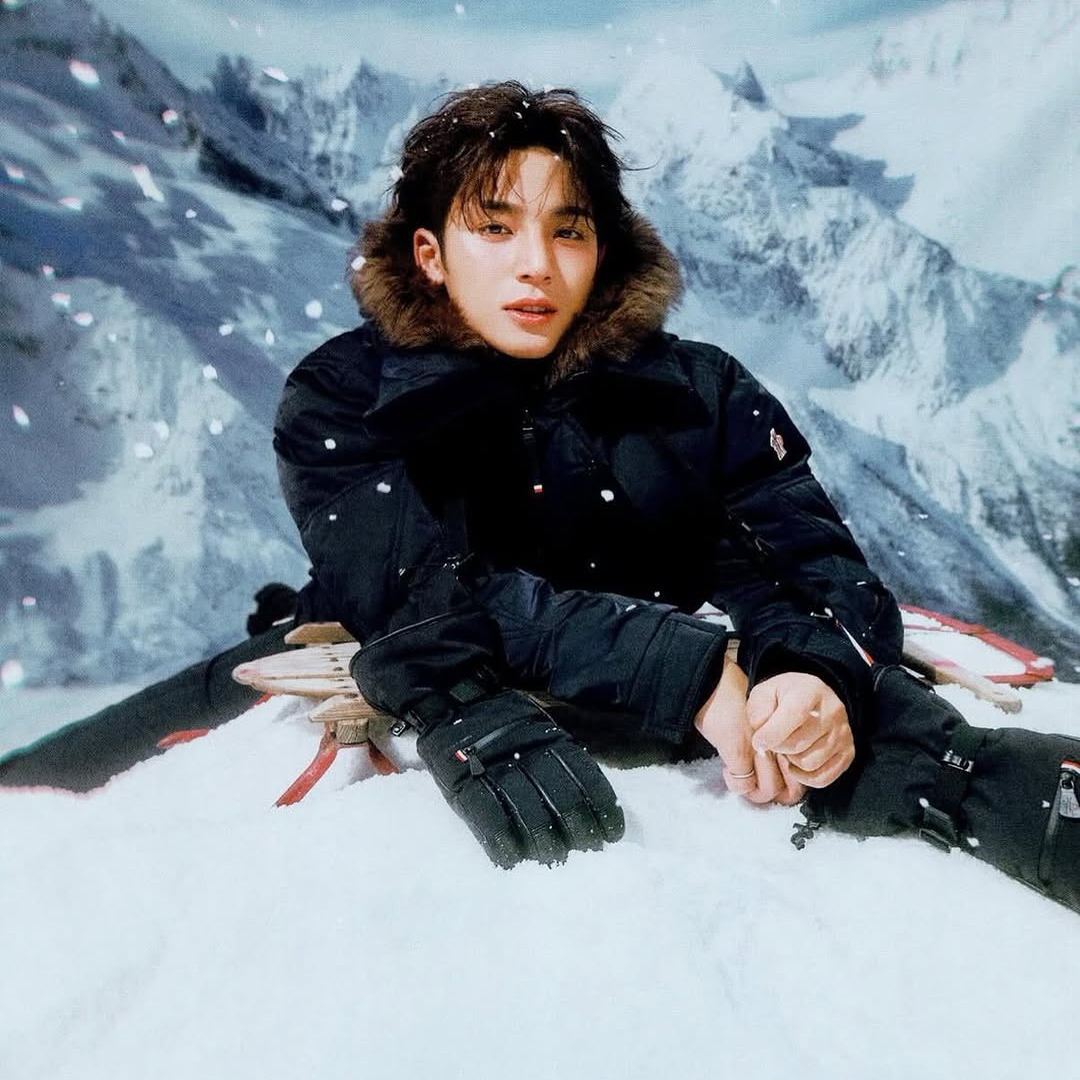 A moment captured by Mingyu (SEVENTEEN)'s fan