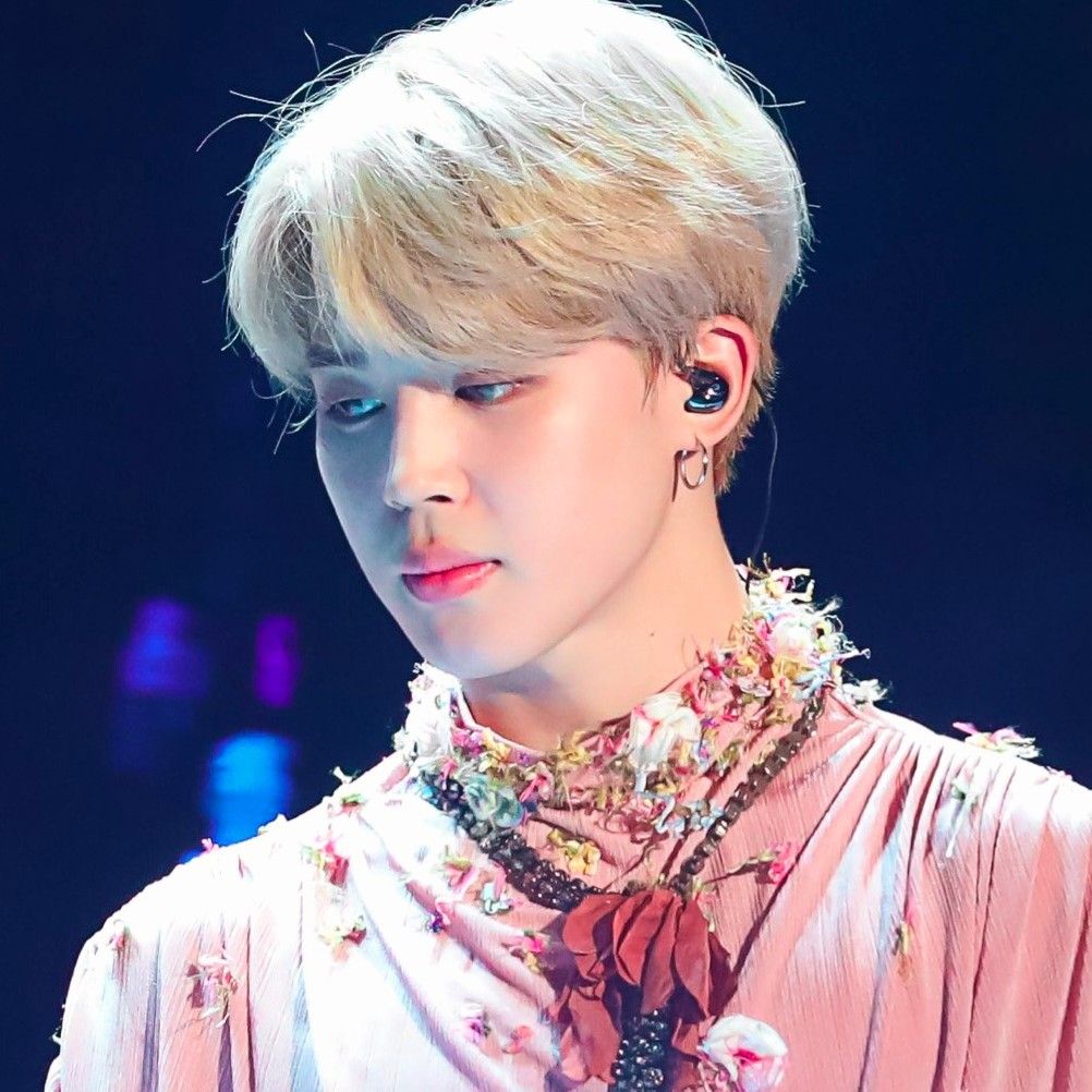 지민 (방탄소년단)의 최신 사진