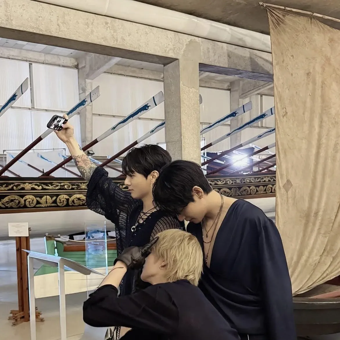 Potret di balik layar V (BTS)