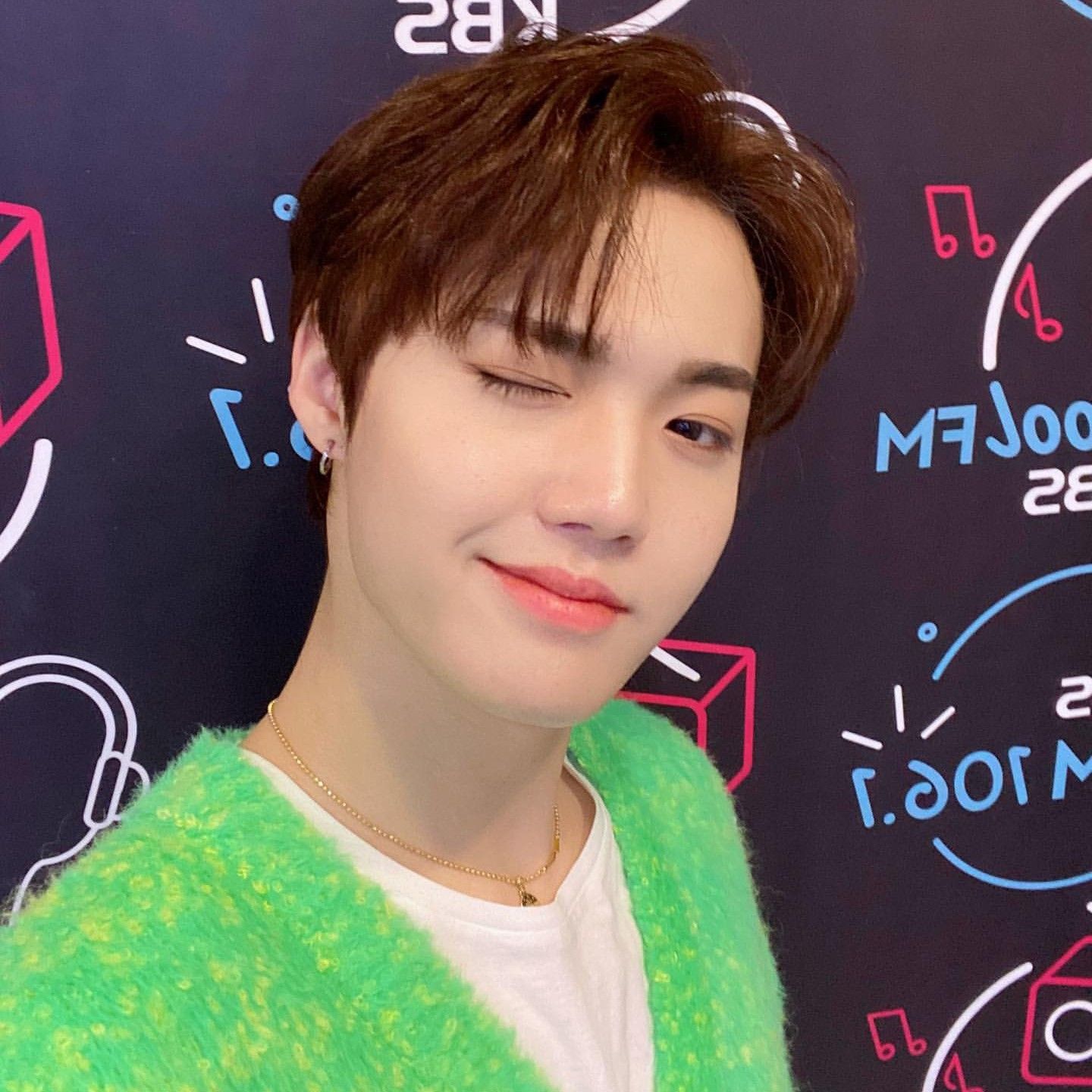Latest photo of Doyoung (TREASURE)
