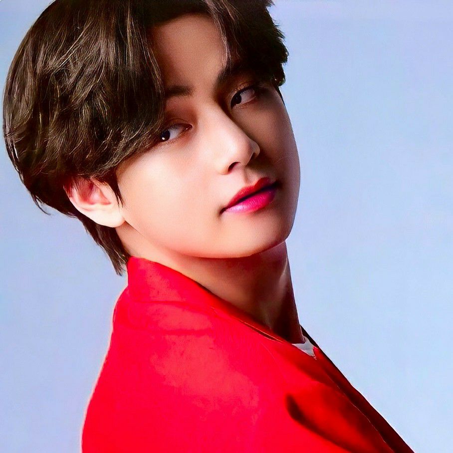 A moment captured by V (BTS)'s fan