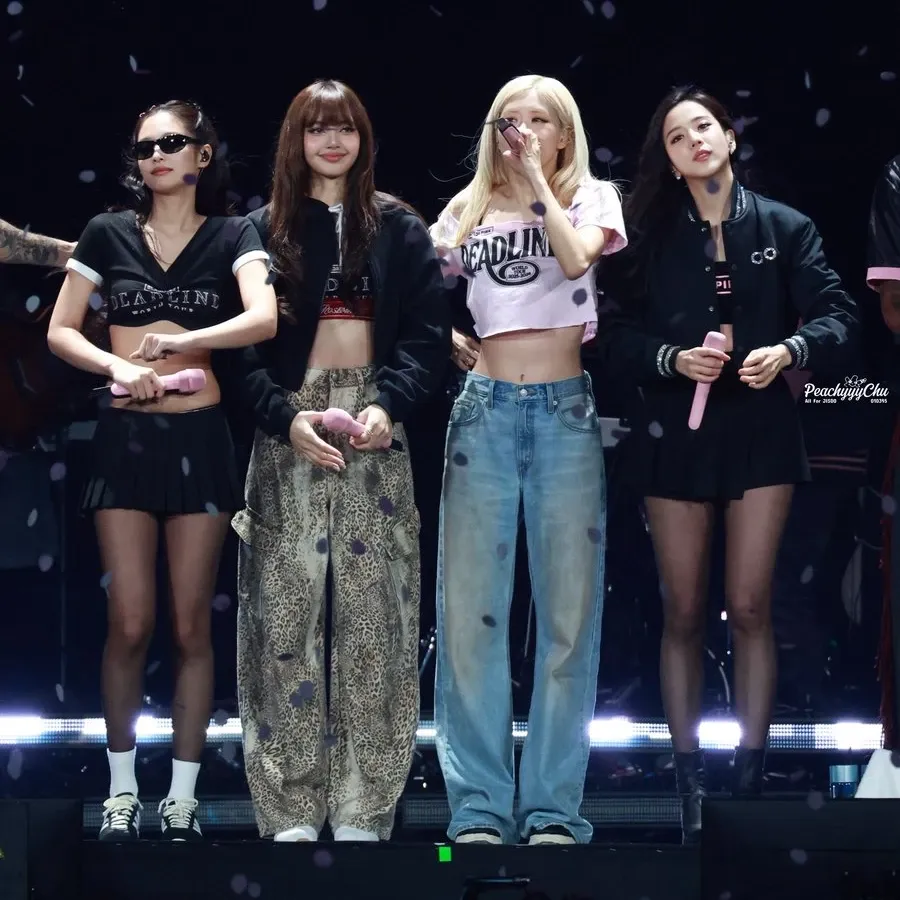 Behind-the-scenes cut of BLACKPINK