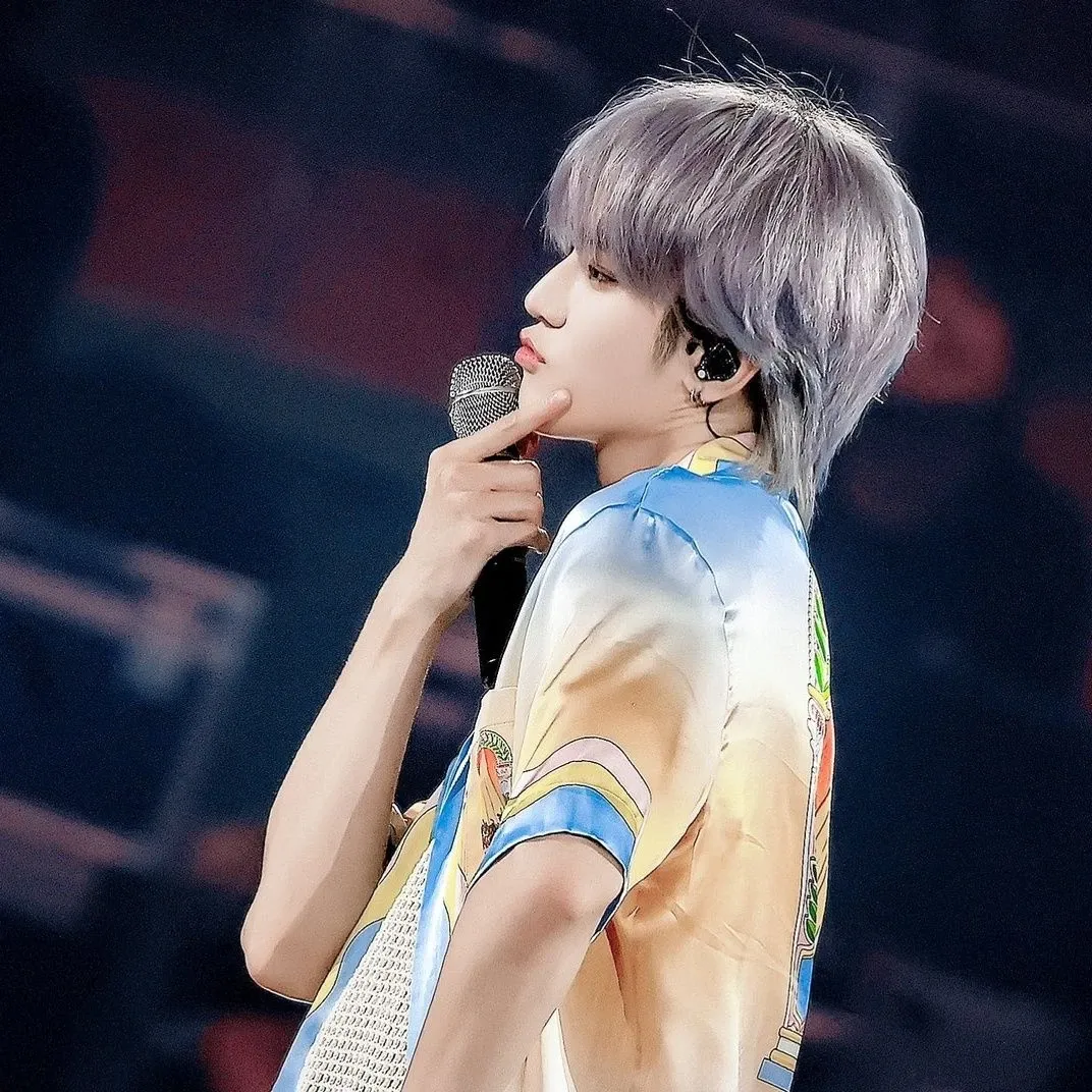 A moment captured by Taeyong (NCT 127)'s fan