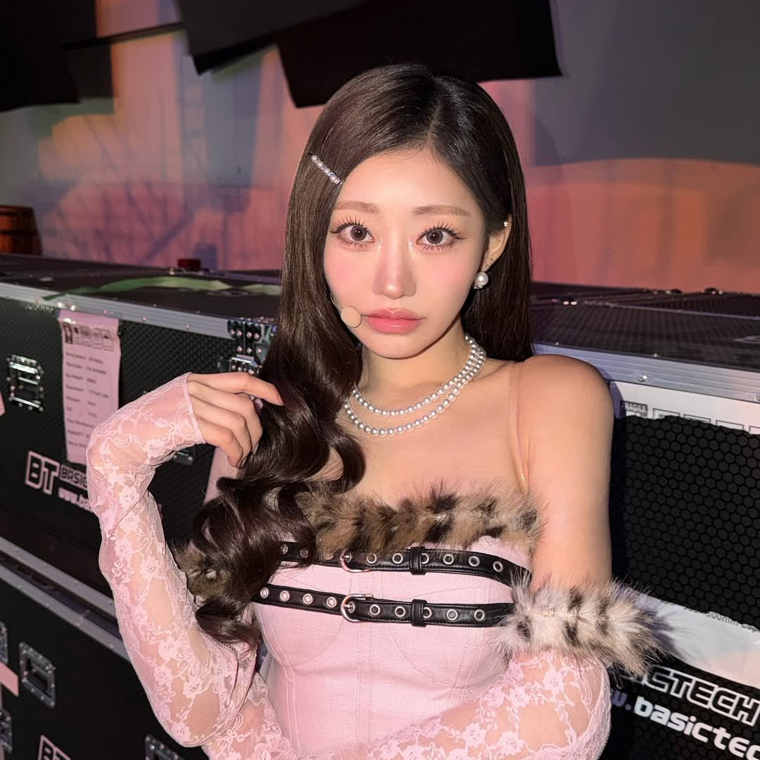 A moment captured by Julie (KISS OF LIFE)'s fan