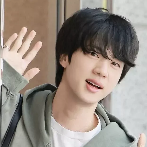 Potret di balik layar Jin (BTS)
