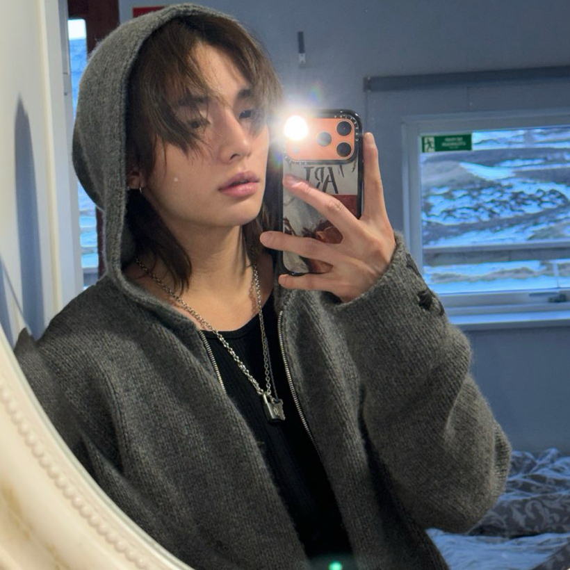 Latest photo of Hyunjin (Stray Kids)