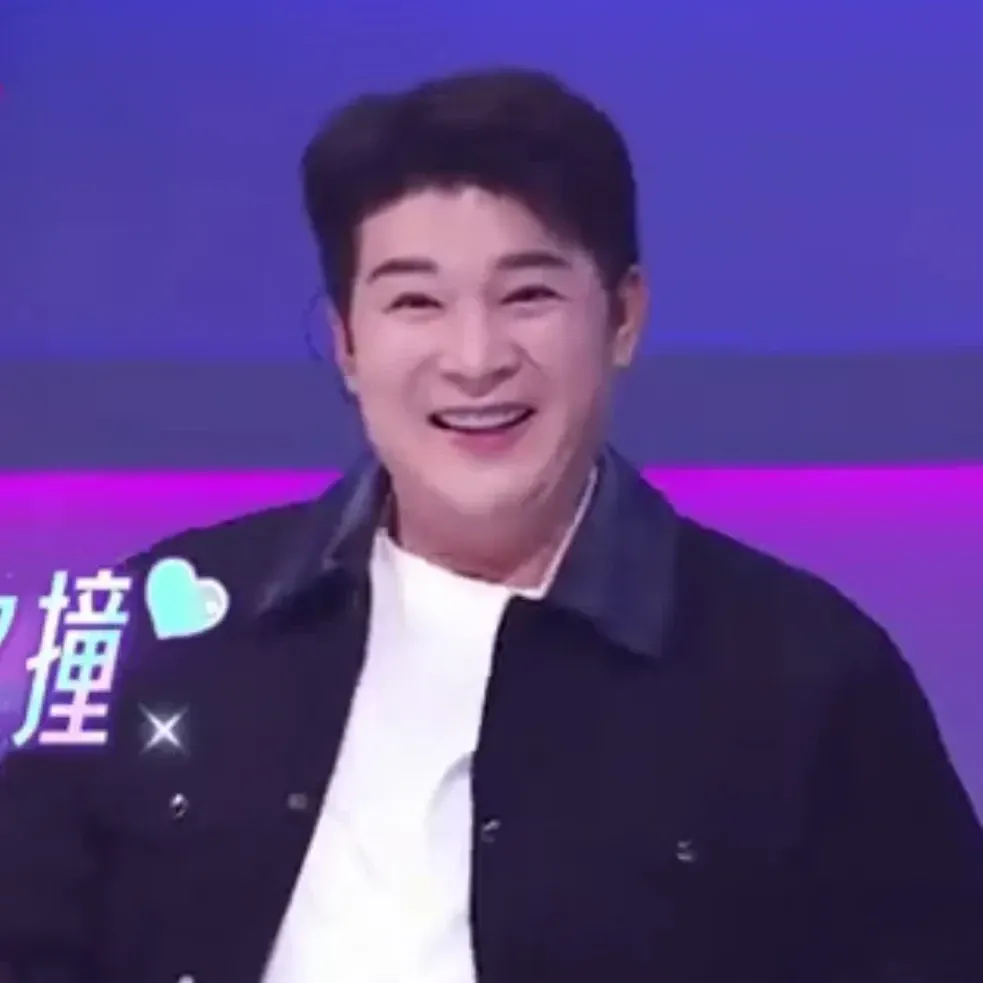 A moment captured by Shindong (Super Junior)'s fan