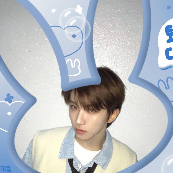 A moment captured by Woonhak (BOYNEXTDOOR)'s fan