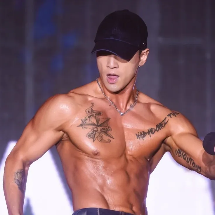 백호의 최신 사진